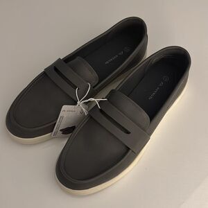 Gray Loafers Mens 12 Comfort Avenue